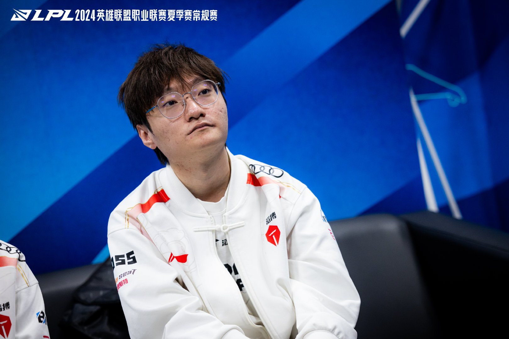 爱游戏-Scout赛事官方发布赛况扑朔迷离新规，掘金争议不断！的简单介绍