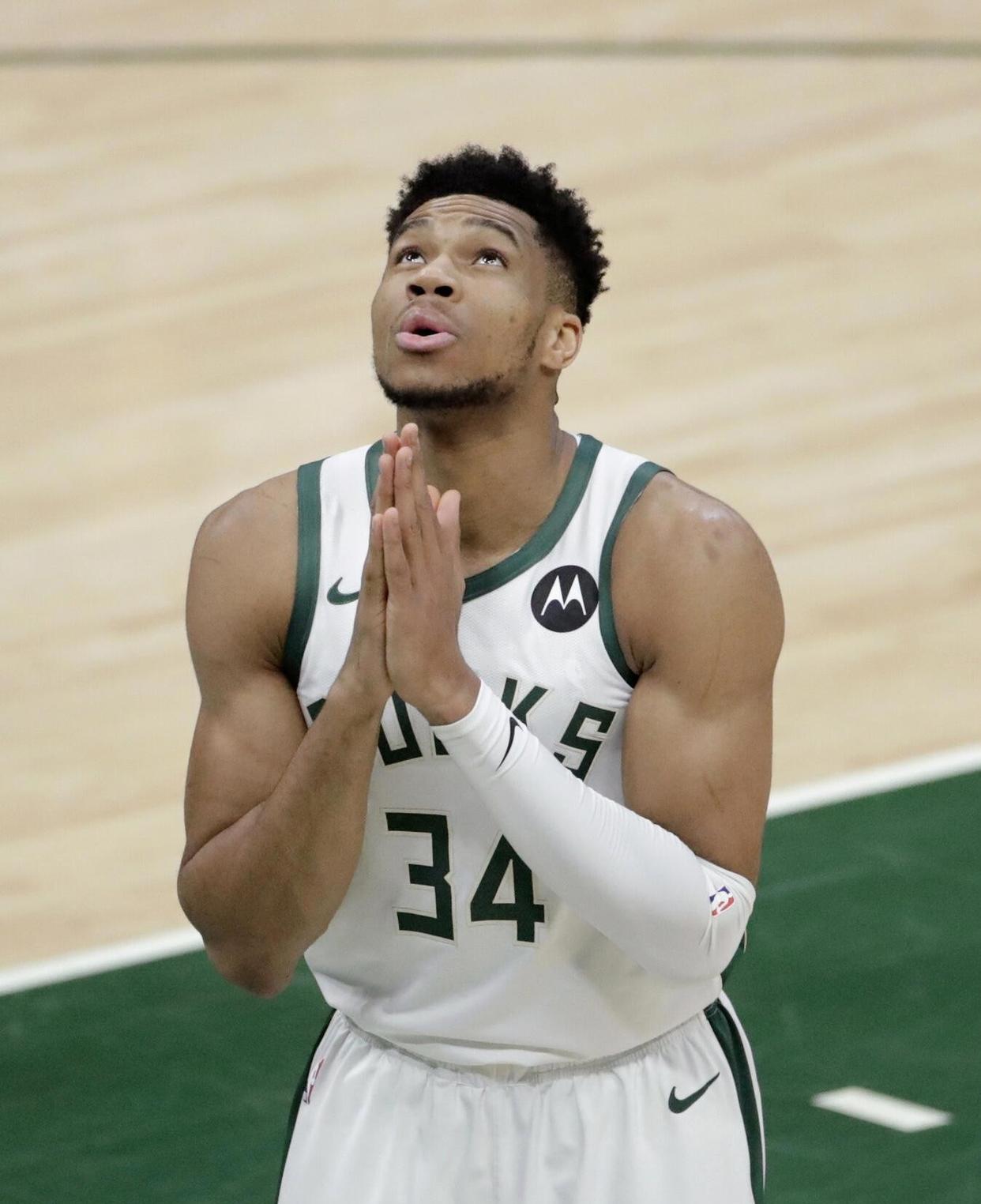 爱游戏体育-关于字母哥连续七场比赛得分超过连败，勇士挑战极限！的信息